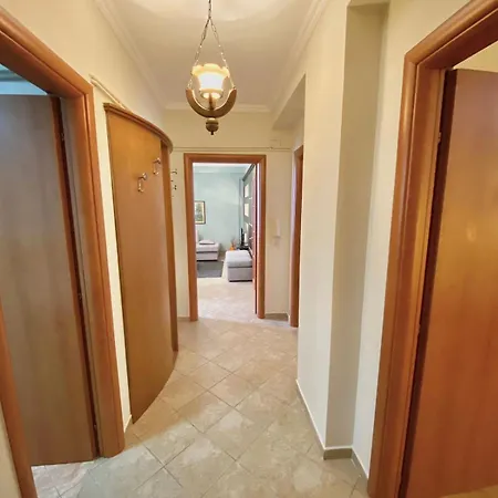 Cozy & Spacious - Centre Wilson Square 地拉那