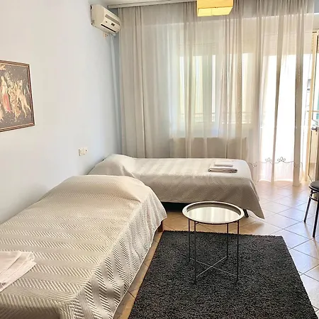 Apartment Cozy & Spacious - Centre Wilson Square