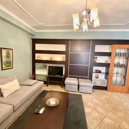 Cozy & Spacious - Centre Wilson Square * Tirana