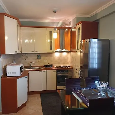 Cozy & Spacious - Centre Wilson Square Appartement Tirana