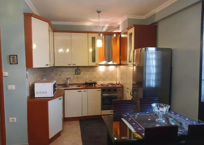 Cozy & Spacious - Centre Wilson Square Apartment